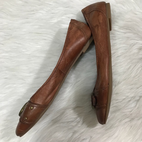 Jessica Simpson Pointed Toe Brown Distressed Flats - Picture 3 of 8